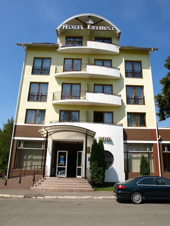 Hotel Everest Târgu-Mureş Exterior foto