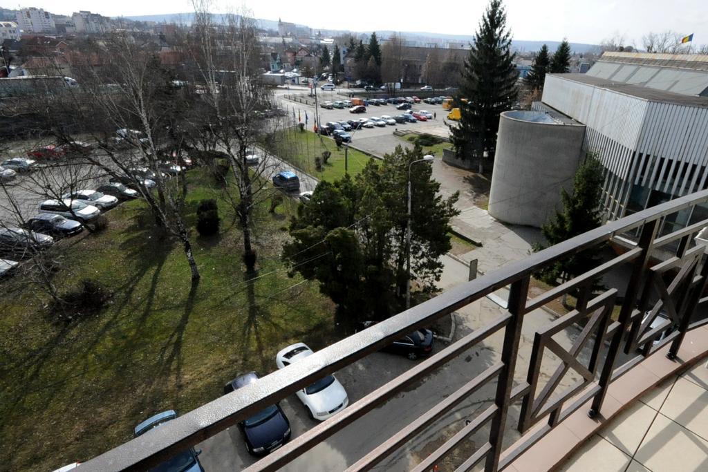 Hotel Everest Târgu-Mureş Exterior foto