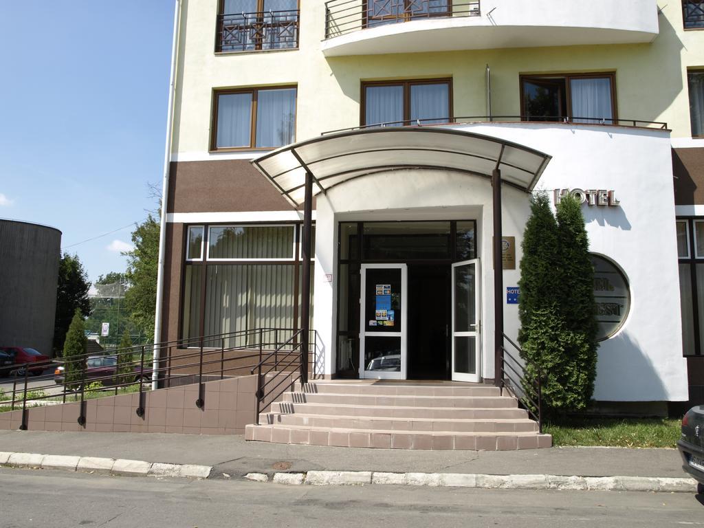 Hotel Everest Târgu-Mureş Exterior foto